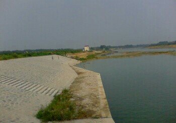 台儿庄翻水站下游