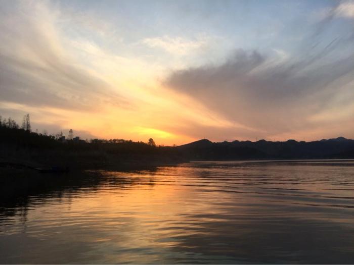 钓友之家瀛湖流水筏钓俱乐部