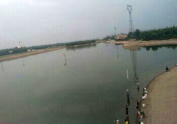 七里河滨江路段