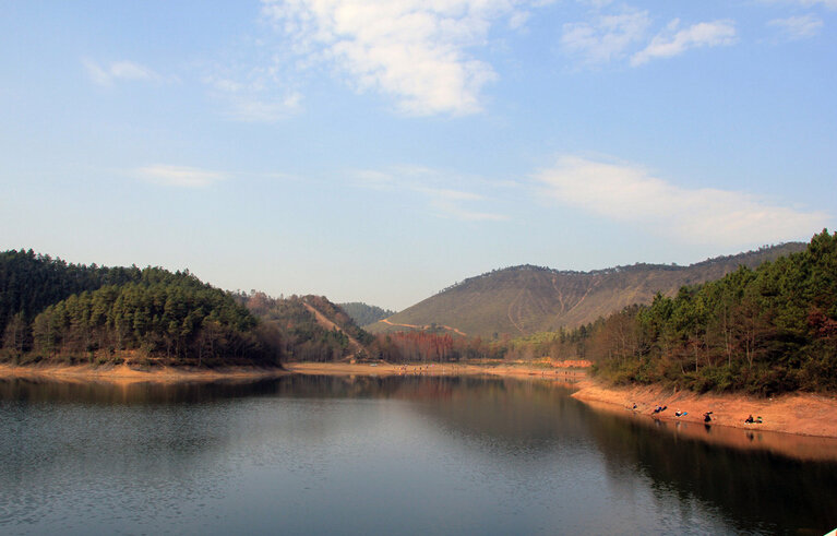 莲峰水库