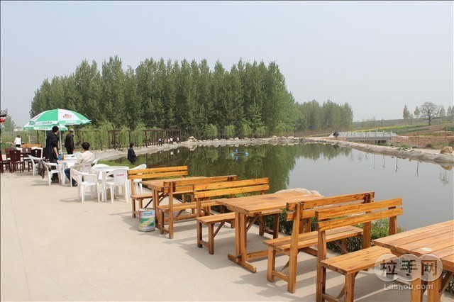 冬雪庄园垂钓园