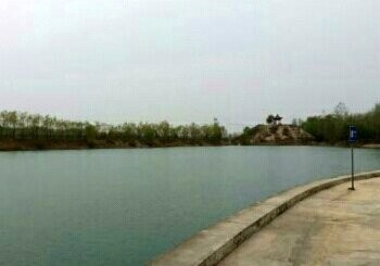 平山县野生原度假村