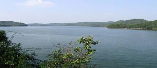 何坊水库