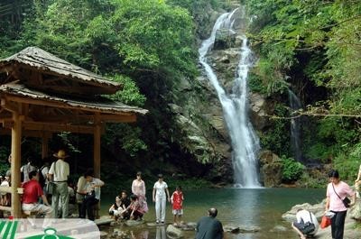 富顺英达生态园垂钓区