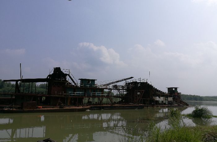 澧县瑞高酒店后面