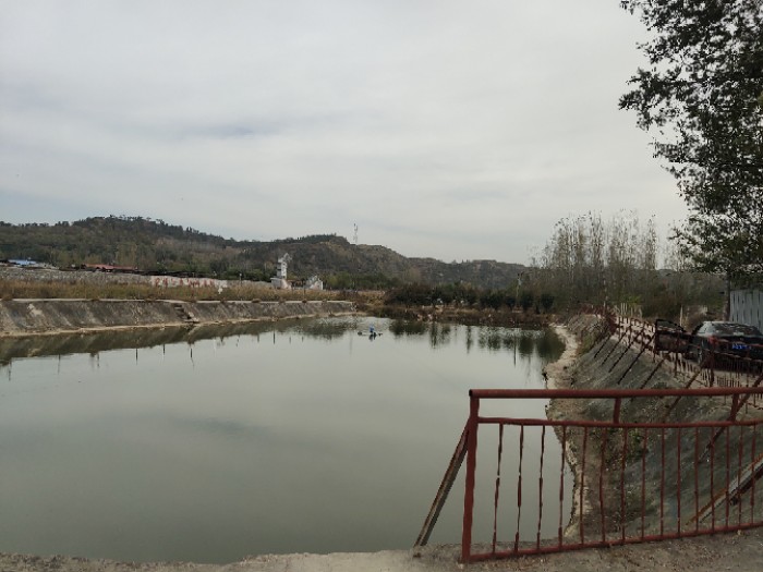 西峡简村前营柳树沟钓场