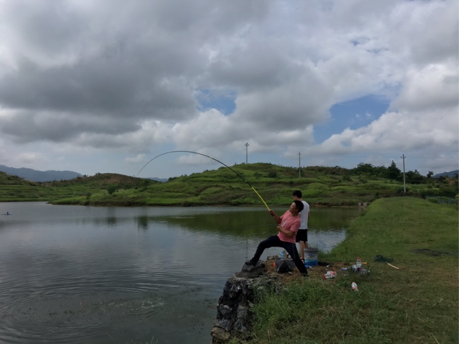 蒋家桥钓鱼山庄